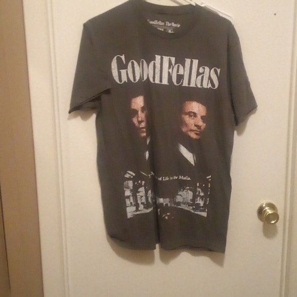 Warner Bros. Other - NWOT - "Good Fellows, Three Decades Of Life" Short Sleeve T-Shirt - Size Medium
